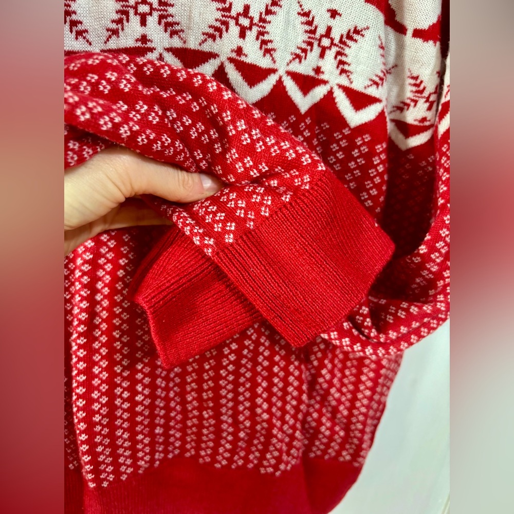 Threadbare Size Medium Red Christmas Sweater Sant… - image 3